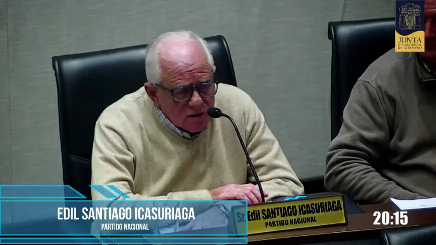 Icasuriaga propuso dotar de pista de atletismo al estadio Juan Ramón Carrasco