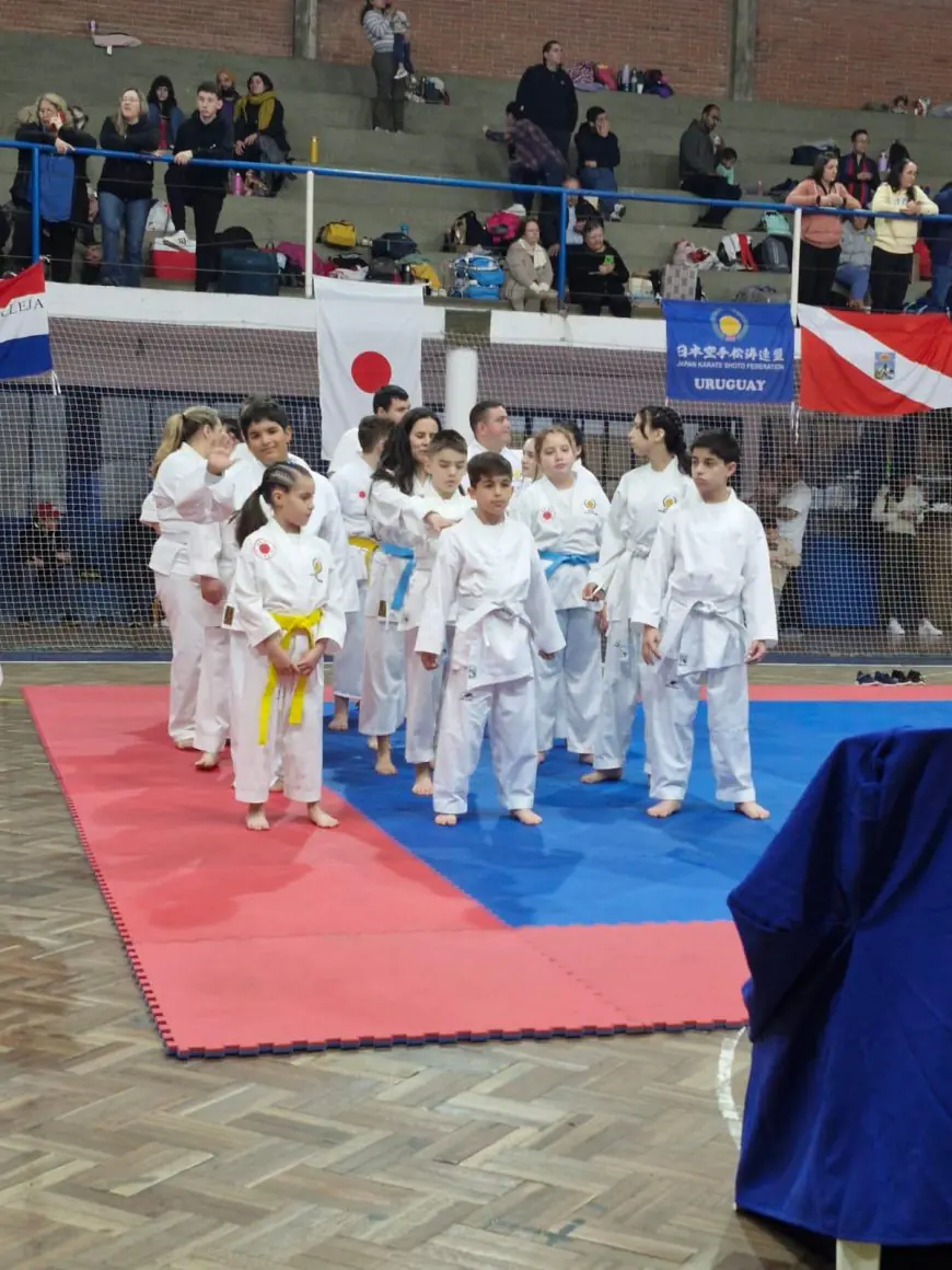 Delegación de Durazno brilló en el 6º Torneo Uruguayo de Karate en Sauce