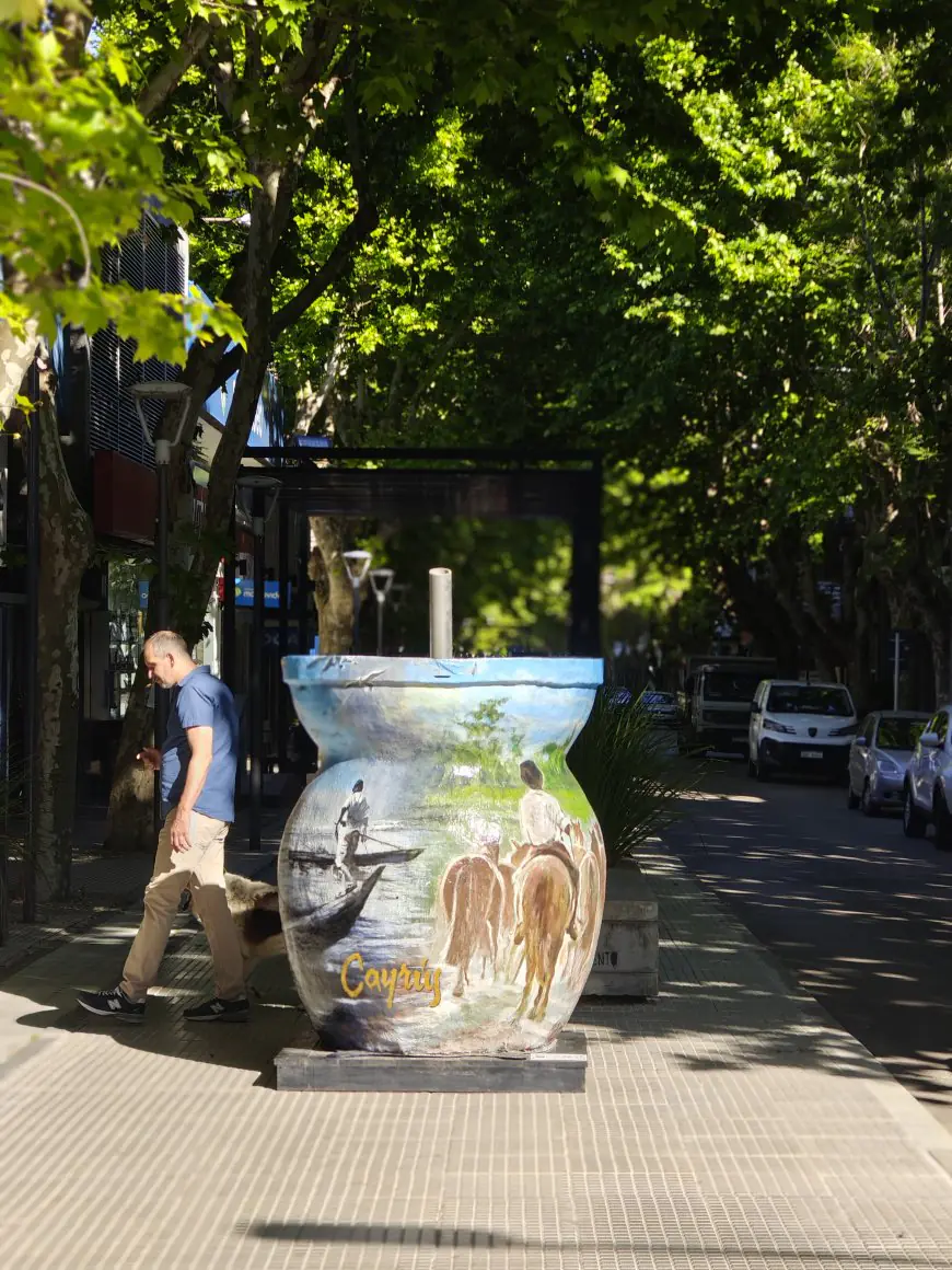 Durazno presenta la primera exposición de Mates Gigantes del mundo