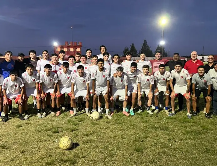 La Roja Sub 18 puso primera y en el día de ayer comenzaron los entrenamientos en el 14 de Octubre