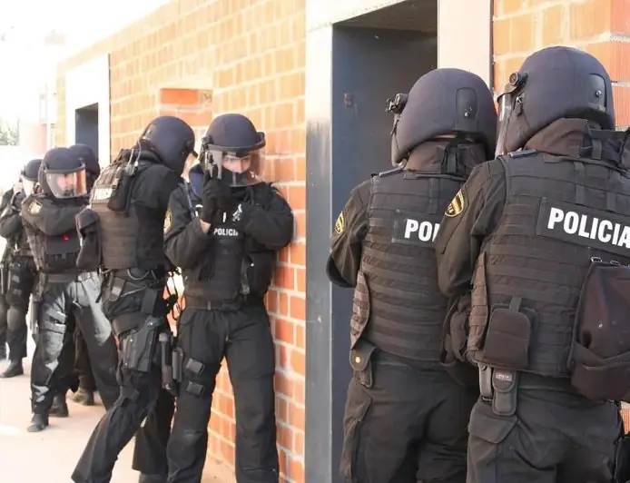 Allanaron una ex boca de droga en Durazno, detuvieron a un hombre armado y ya fue condenado